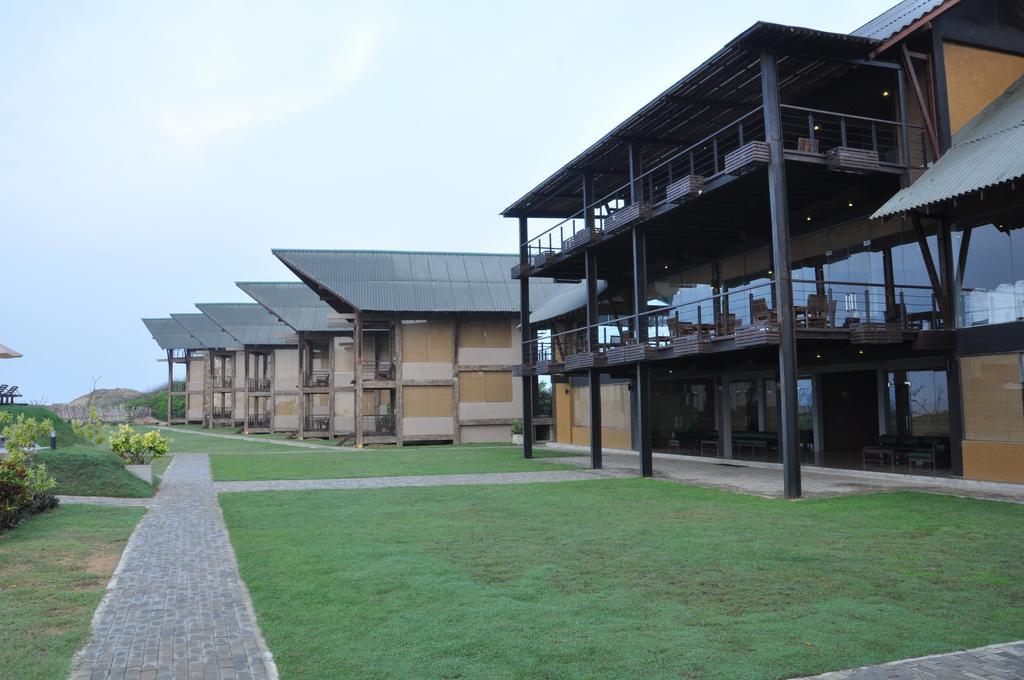Laya Safari Resorts & Spa Yala Dış mekan fotoğraf
